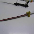 KATANA CON SOPORTE