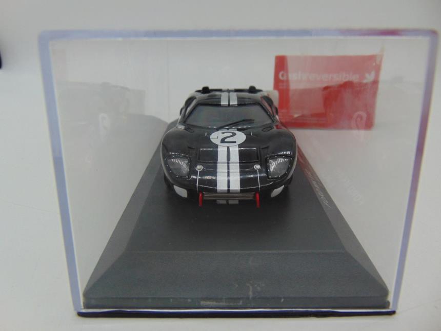 COCHE 1/43