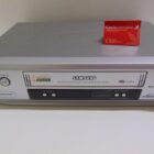 REPRODUCTOR VHS CON MANDO