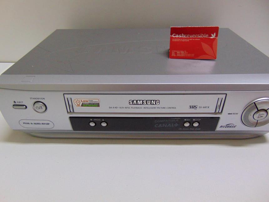 REPRODUCTOR VHS CON MANDO