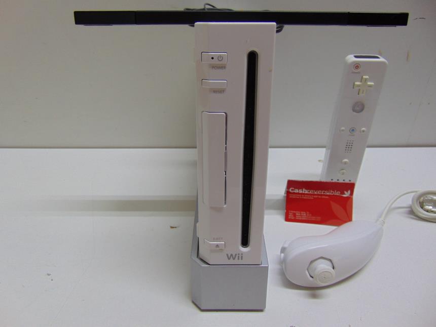 WII CON MANDO Y NUNCHUK Y WII RESORTS