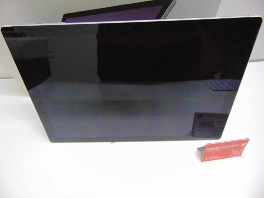 TABLET PC CON CAJA
