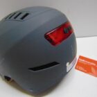 CASCO PATINETE CON LUZ SEMINUEVO