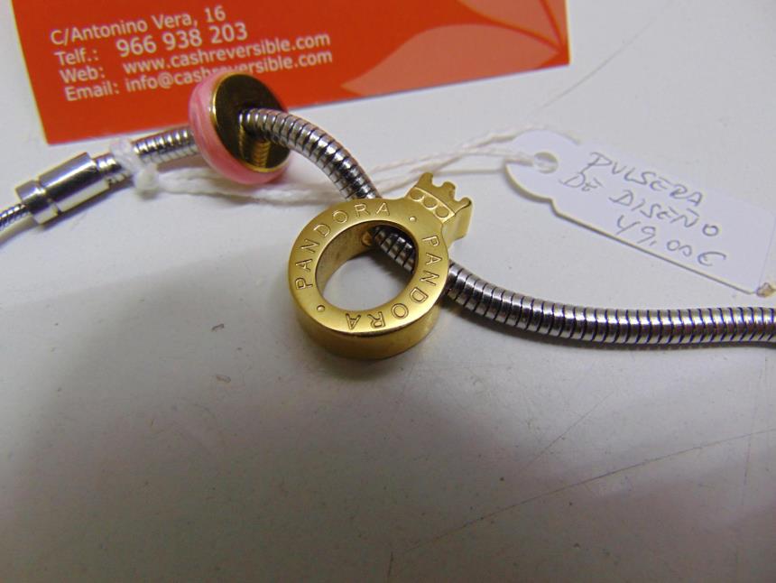 PULSERA DE DISEÑO DESLIZANTE **