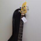 BAJO CON FUNDA