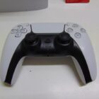 PS5 SLIM CON MANDO Y CAJA