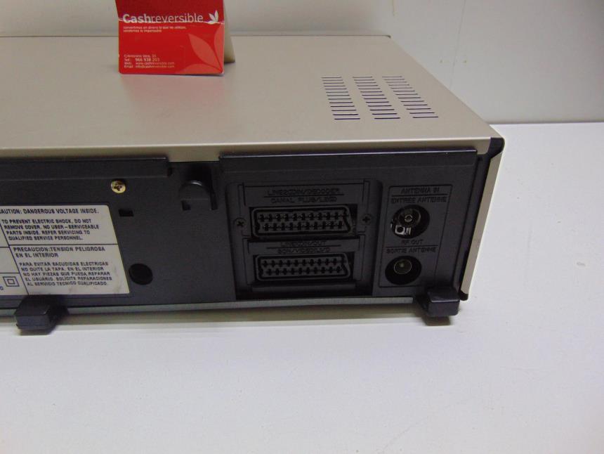 REPRODUCTOR VHS CON MANDO