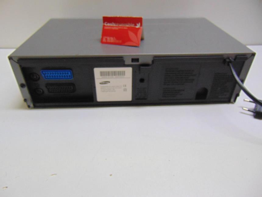 REPRODUCTOR VHS CON MANDO